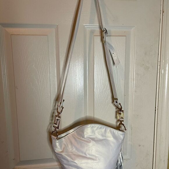 Paris Leather New York leather marble white bucket shoulder gold tone ac… - Picture 5 of 14